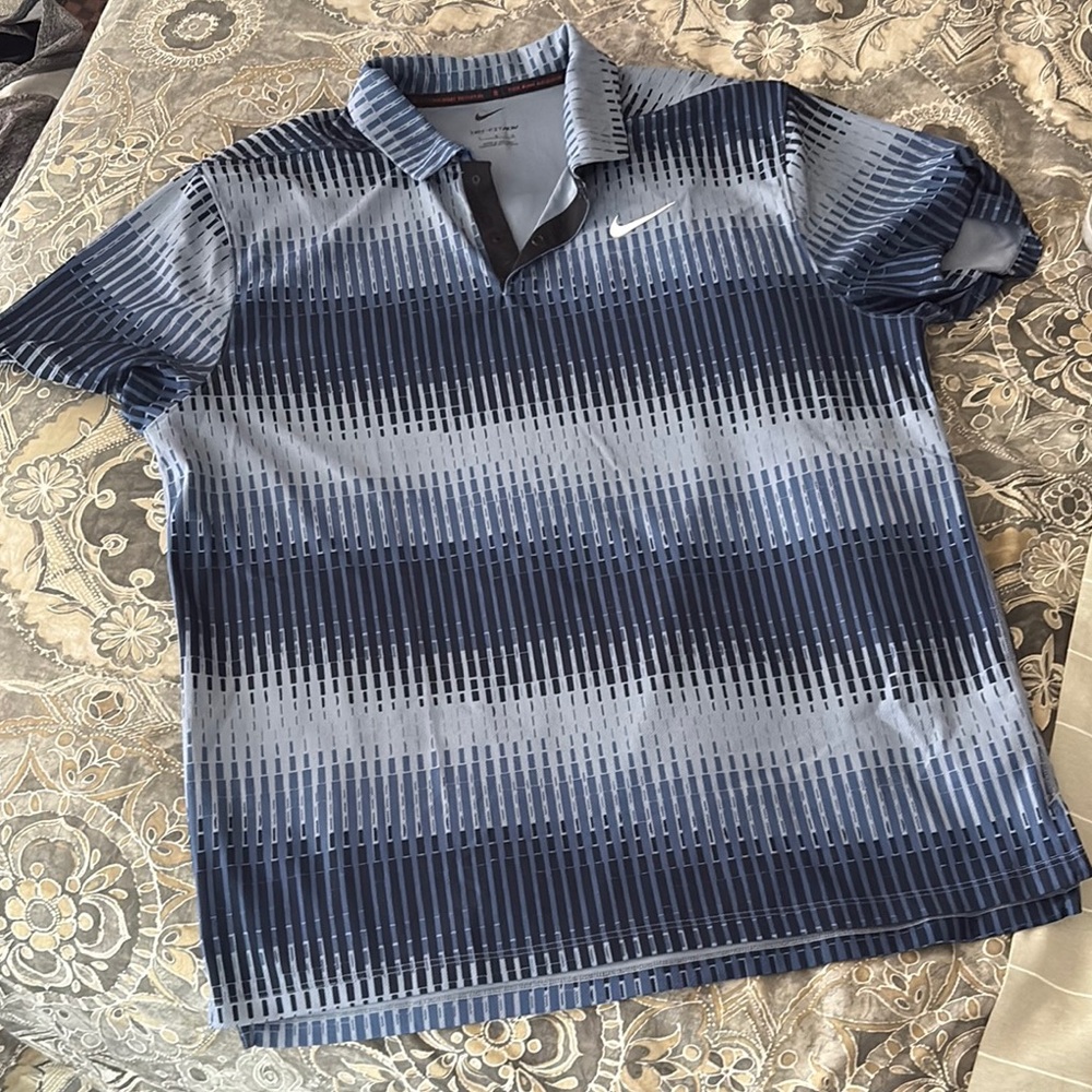 Nike Blue and White Polo Shirt Gradient Stripes
